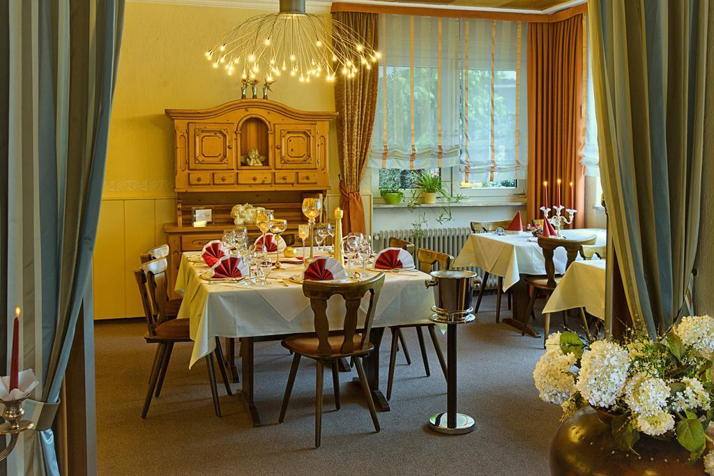 באד בלינגן Hotel & Restaurant Kaiserhof מראה חיצוני תמונה